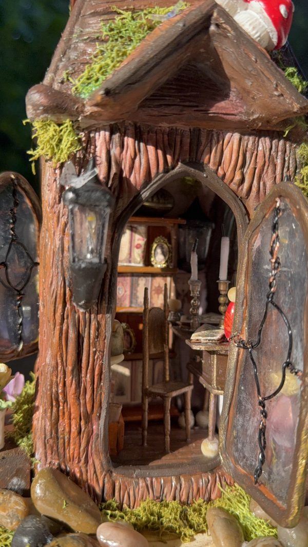 Enchanted Fairy House Lamp - Image 4