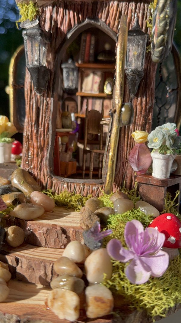 Enchanted Fairy House Lamp - Image 5